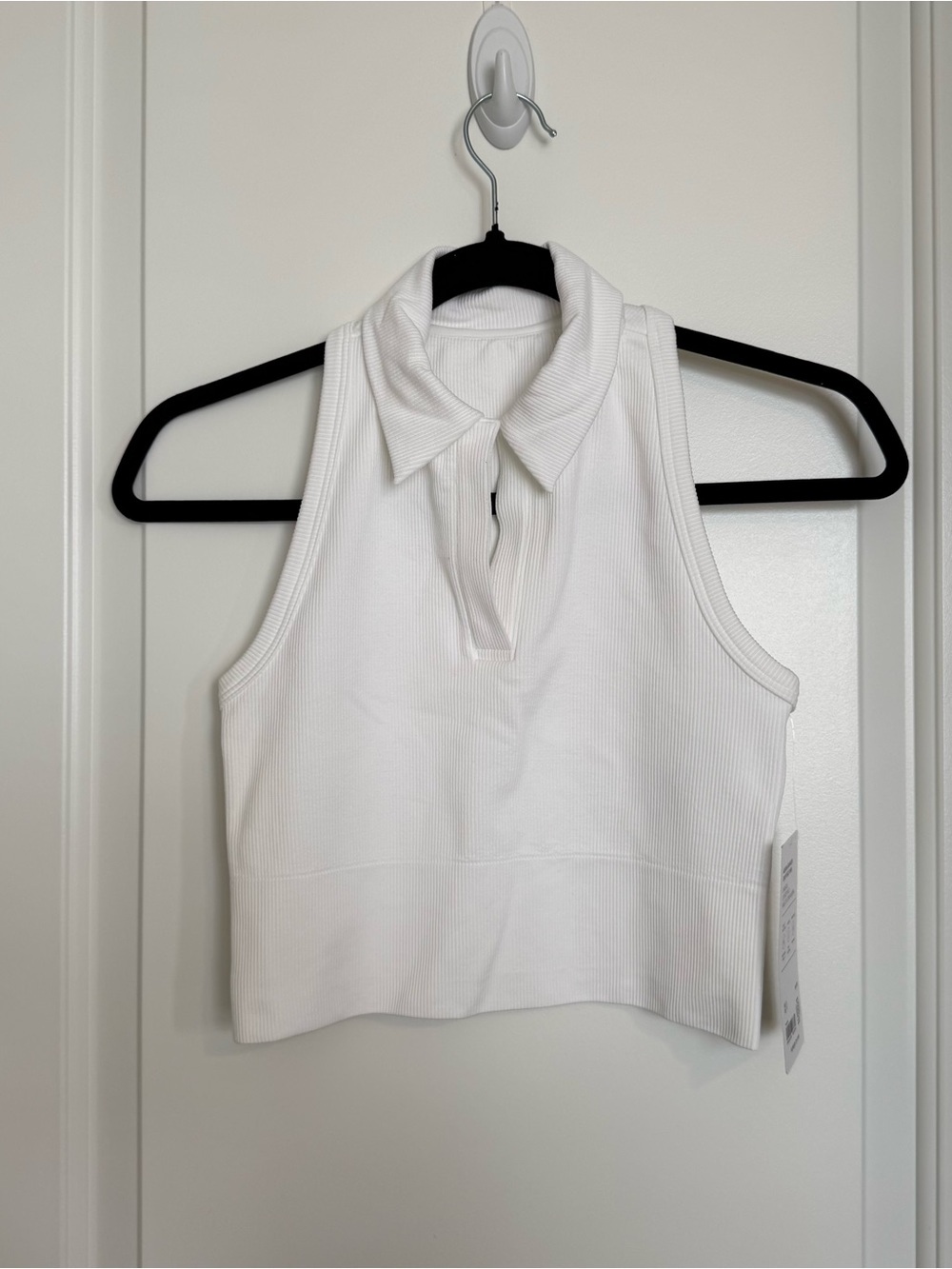 Athleta White Aurora Seamless Crop Polo Tank Size XS Athleisure Activewear - Picture 7 of 7